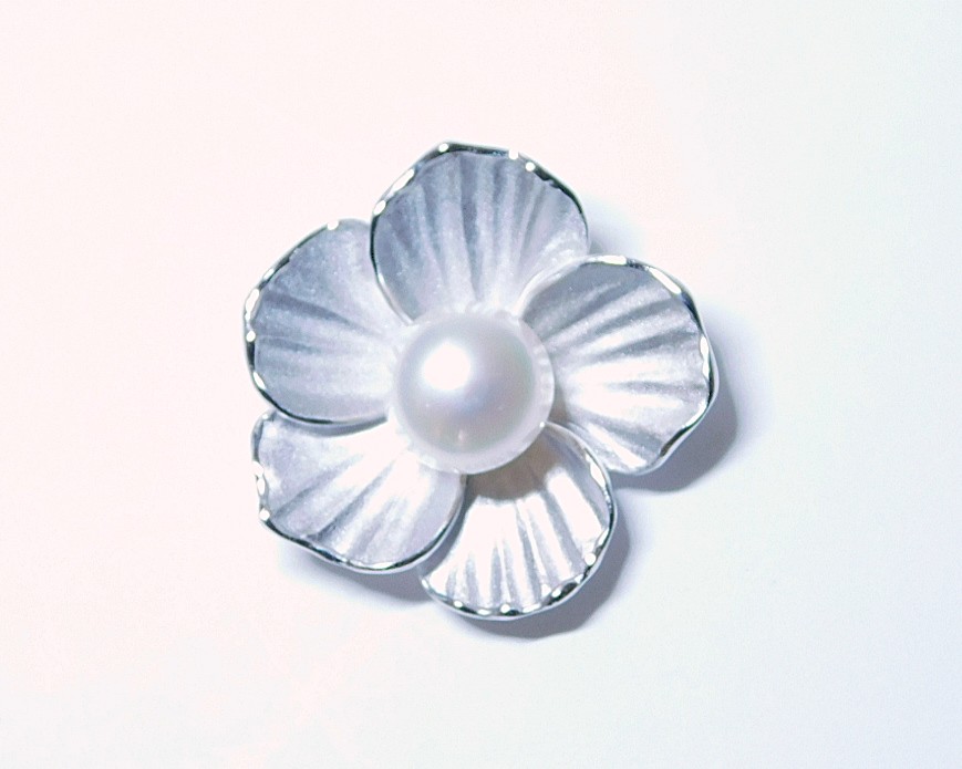 476